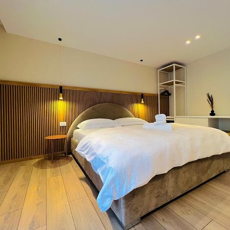 דירות Tirana Center Hideaway מראה חיצוני תמונה