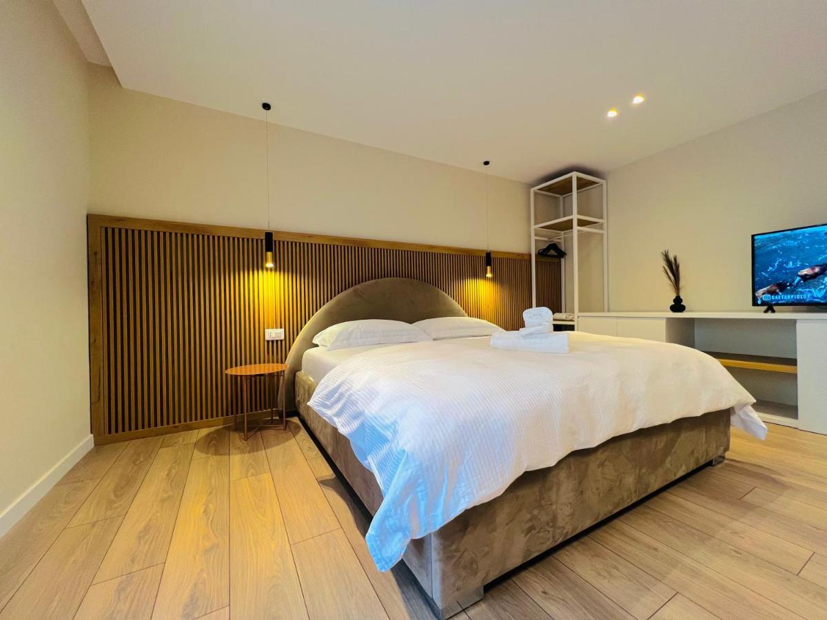 דירות Tirana Center Hideaway מראה חיצוני תמונה