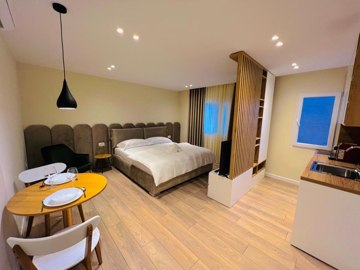 דירות Tirana Center Hideaway מראה חיצוני תמונה