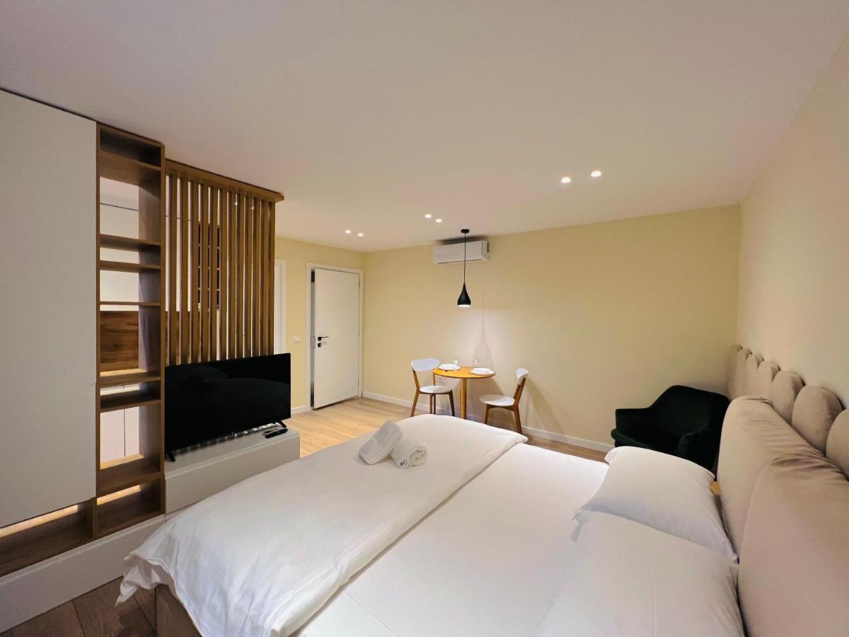 דירות Tirana Center Hideaway מראה חיצוני תמונה